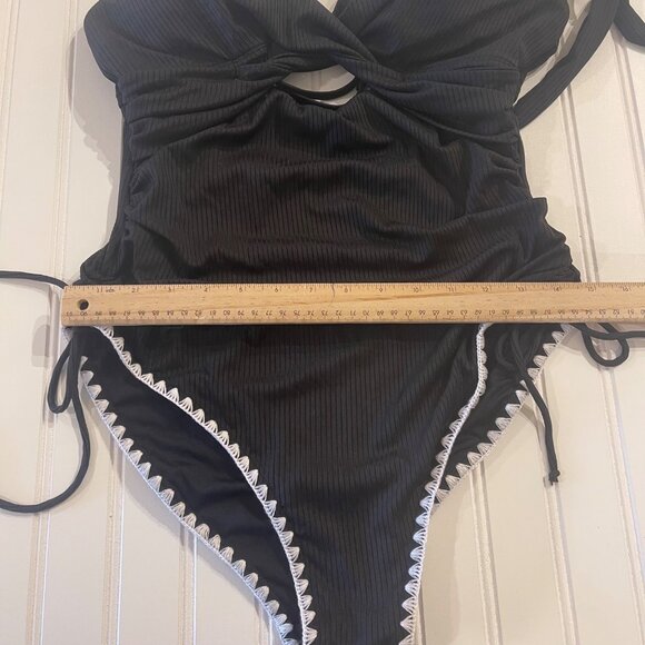 Women’s Black Ribbed One Piece Swimsuit L Criss Cross Tie Back High Cut Retro - Picture 8 of 10